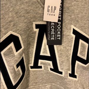 GAP hoodie. Bought for someone, does not fit them cannot return them.